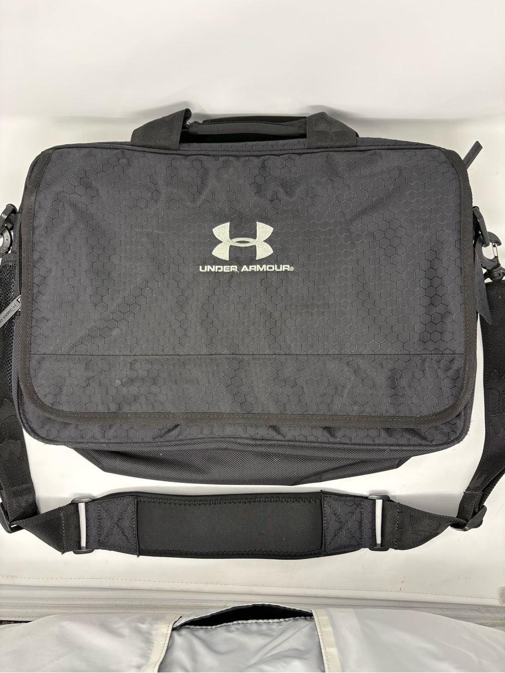 UNDER ARMOUR Performance Coaches Soft Briefcase Messenger Laptop Bag Black